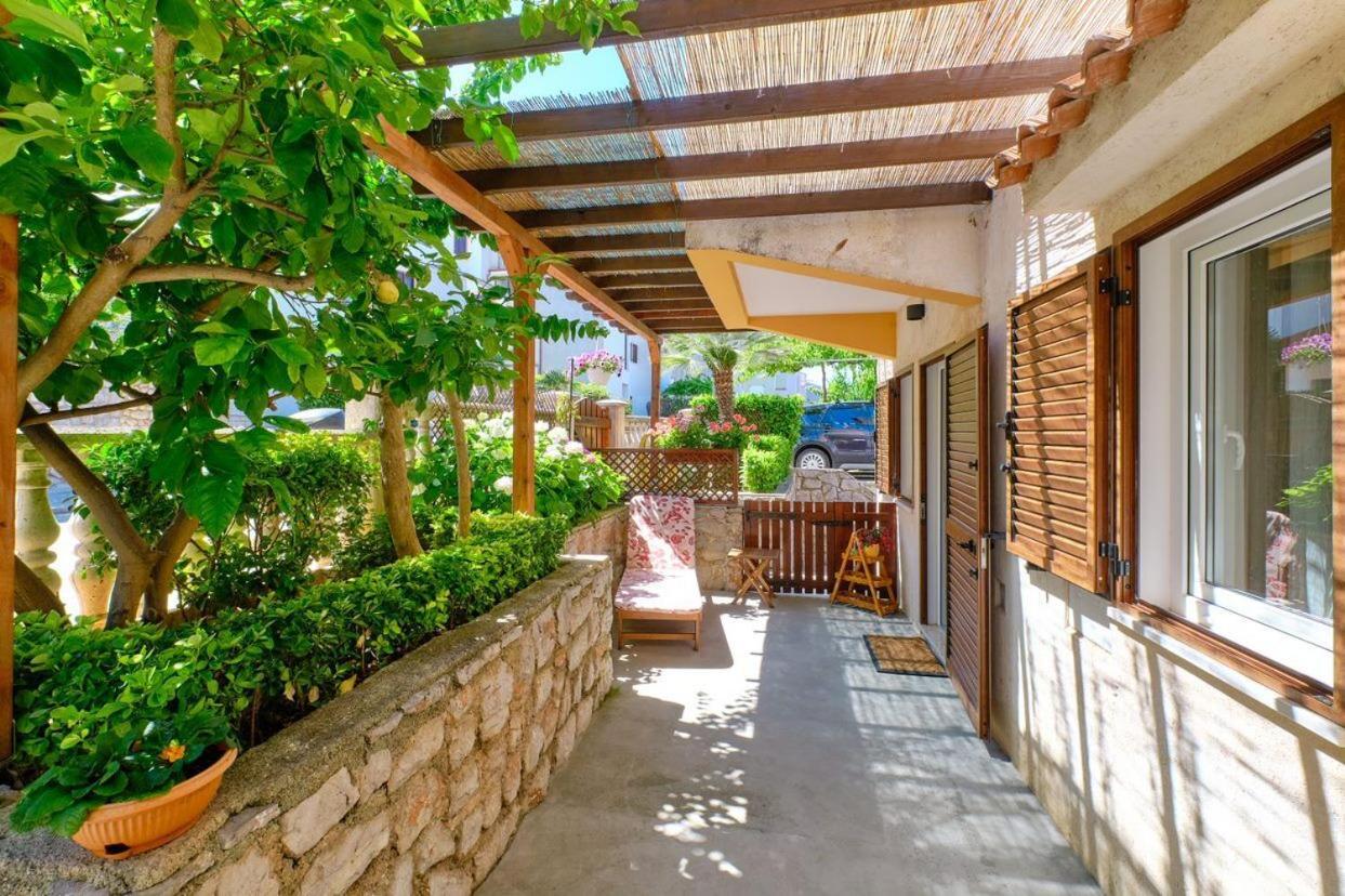 Apartments Enna Mali Lošinj Esterno foto