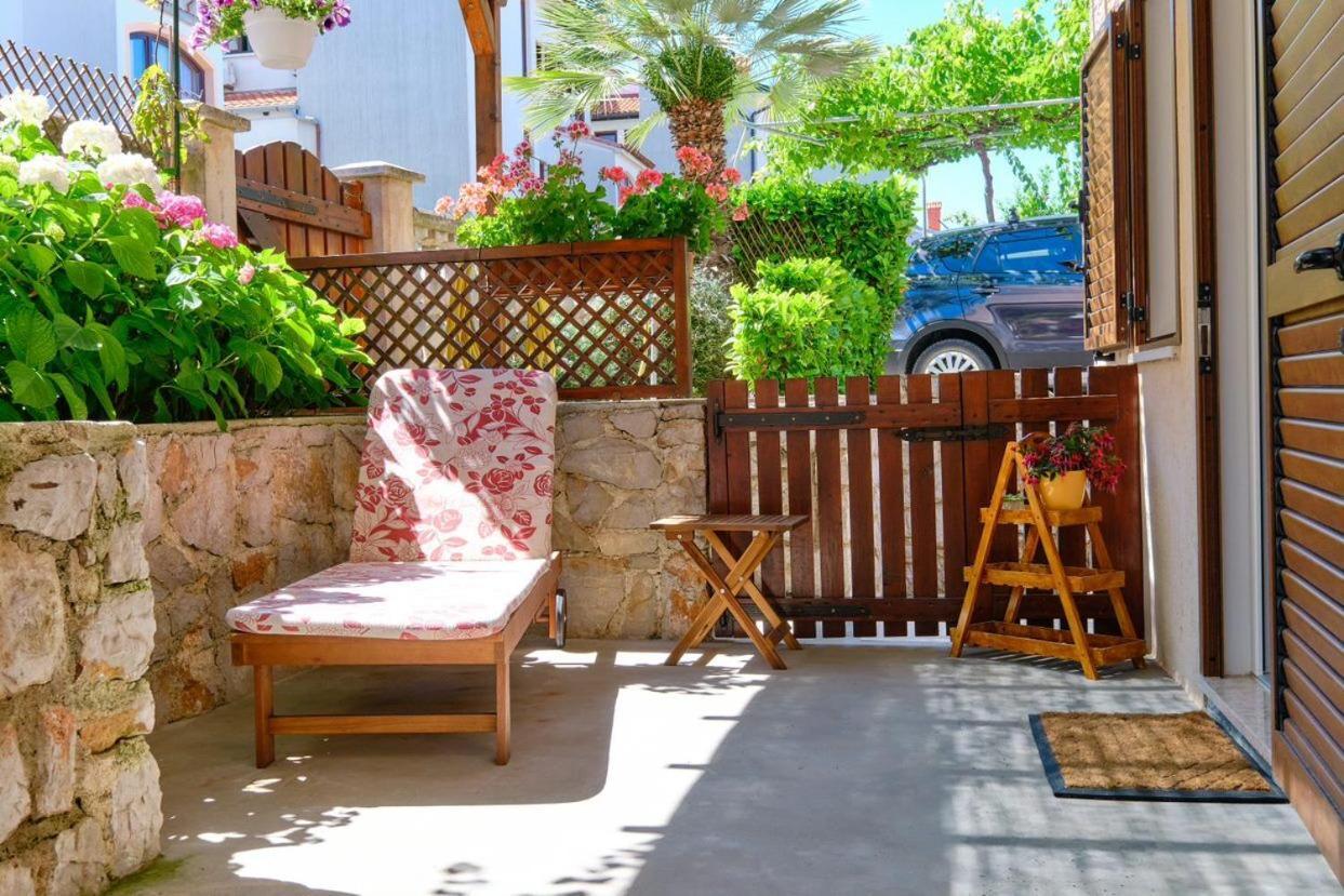 Apartments Enna Mali Lošinj Esterno foto