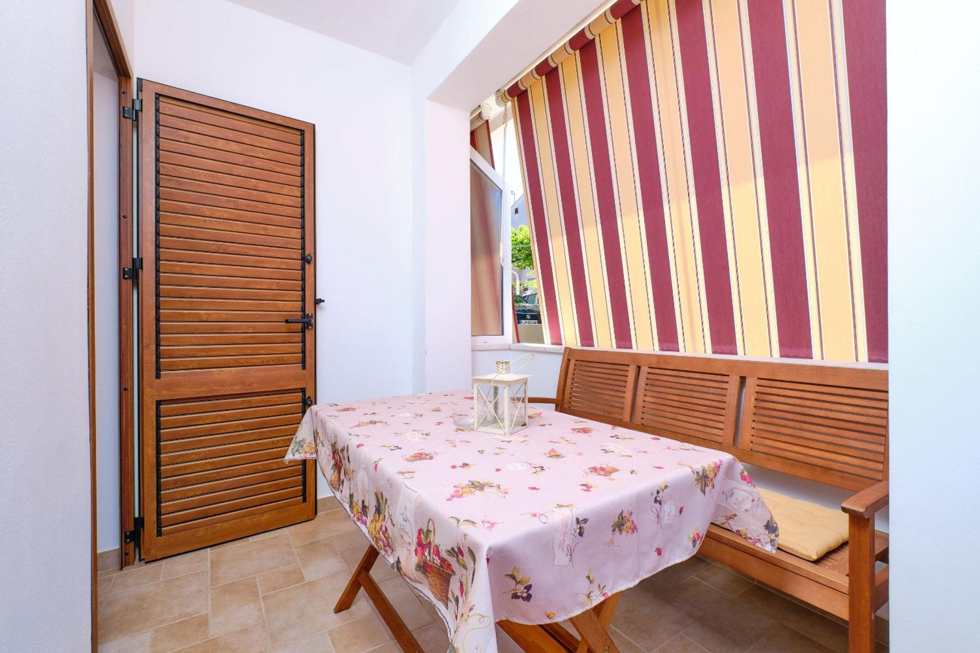 Apartments Enna Mali Lošinj Esterno foto